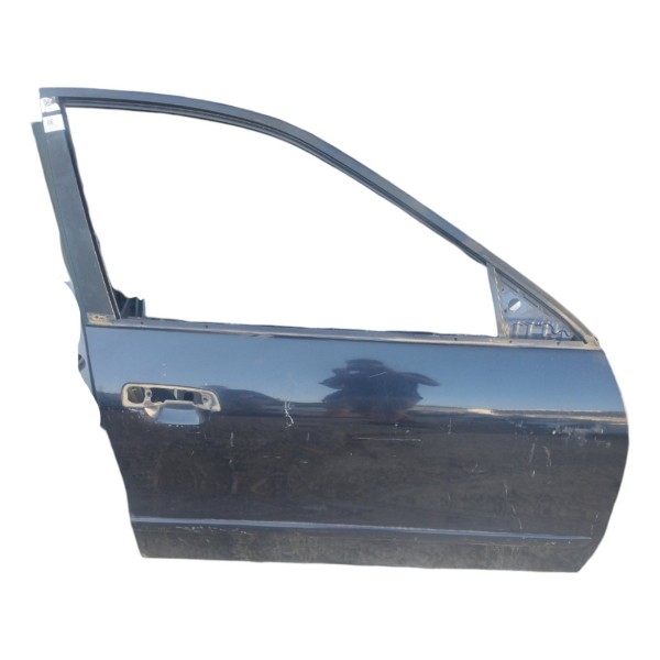 Porta Diant Direita Mitsubishi Galant 2000 2001 2002 Detalhe