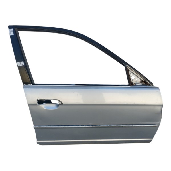 Porta Dianteira Direita Honda Civic 2002 03 04 05 06 Detalhe